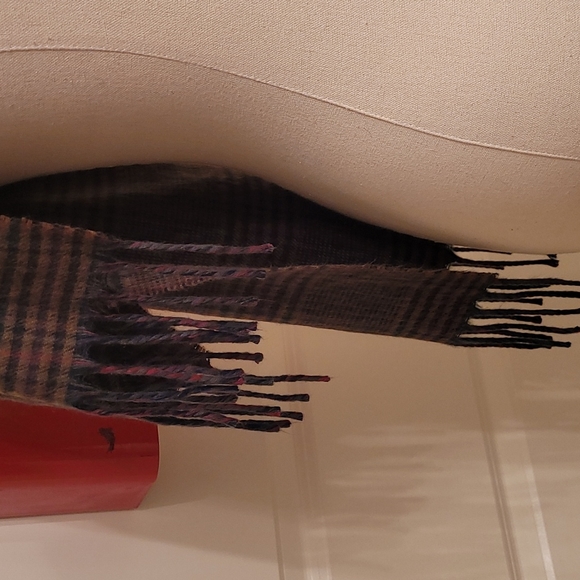 Christian Dior Cashmere Scarf - Picture 5 of 6